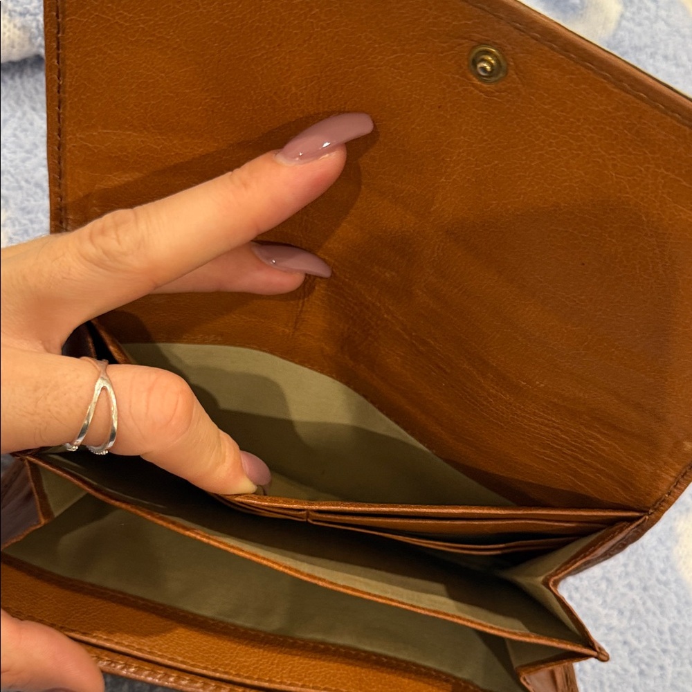 Chloe Brown Leather Wallet - Picture 5 of 10